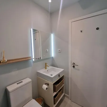 아파트 Lovely In The Heart Of Historic 포르투