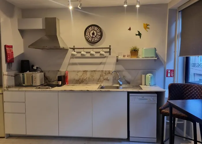 Lovely In The Heart Of Historic 아파트 포르투