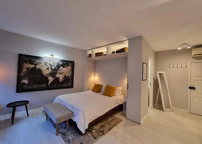 Lovely In The Heart Of Historic 아파트 포르투